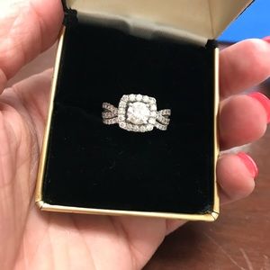 Neil Lane Wedding Band Set